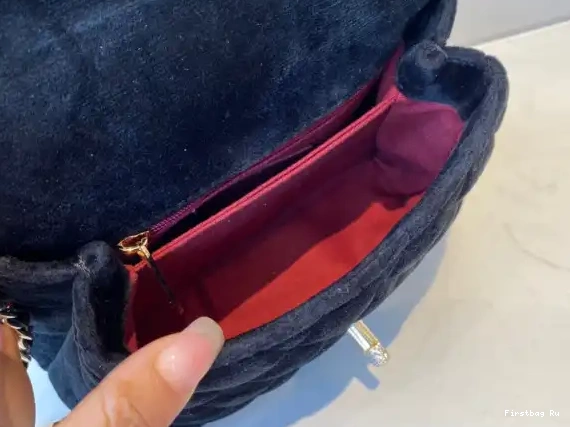 First Bag Ru HANDLE TOP FLAP MINI CHANEL BAG WITH 0604